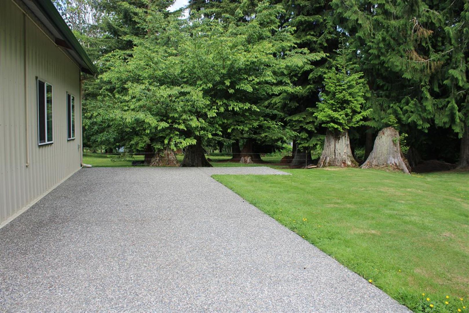 Gated 1 Bedroom Apartment – photo 4