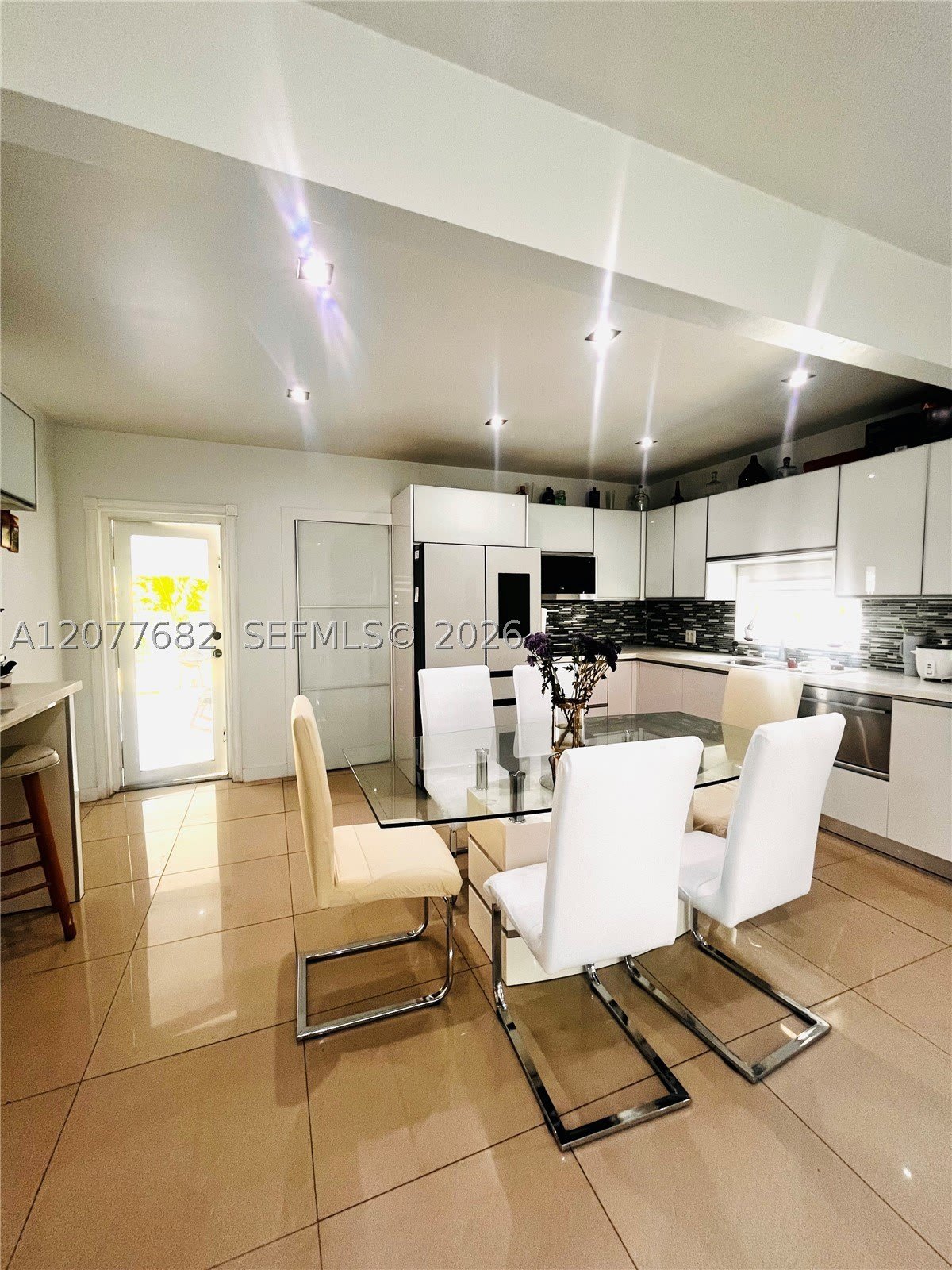 1920 NW 32nd Ave – photo 4