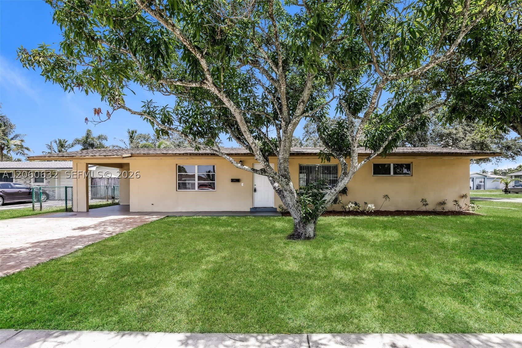 4896 NW 6th Ct – photo 1