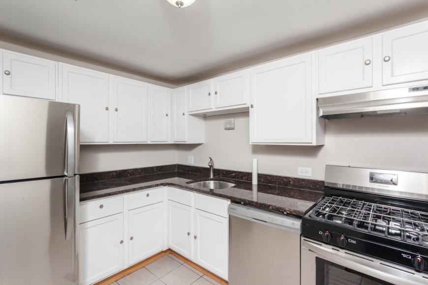 1460 Fairlane Drive – photo 4