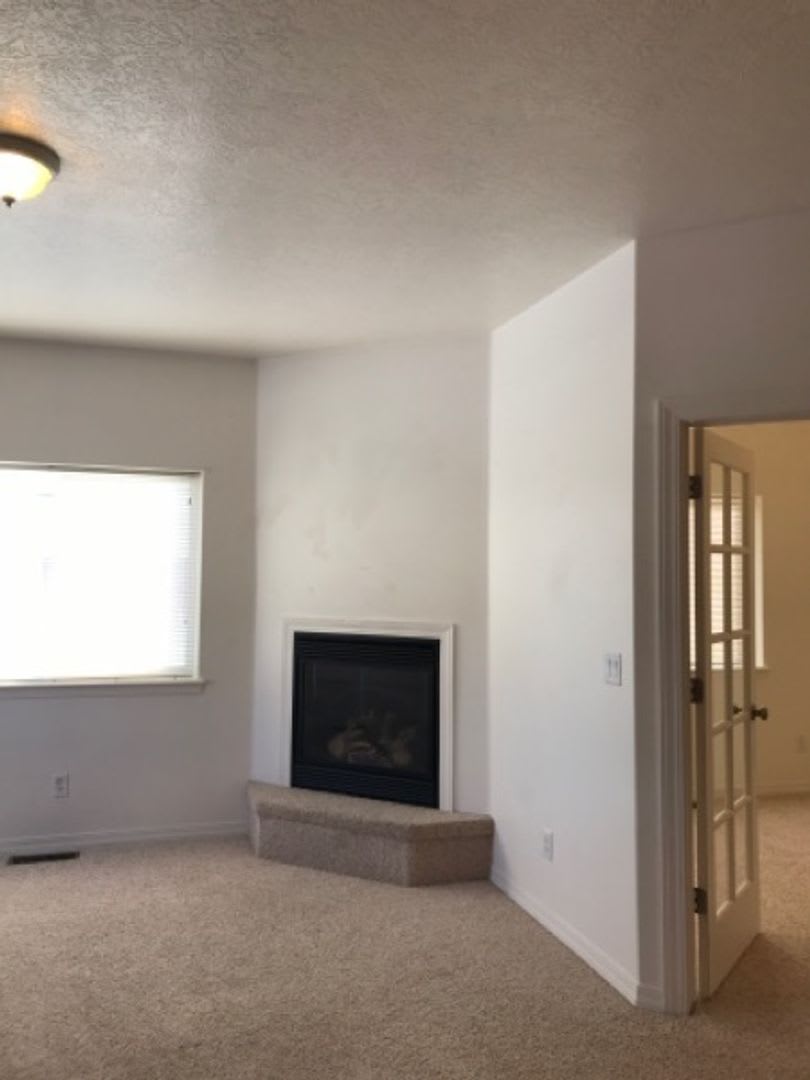 175 New Hampshire Way – photo 2