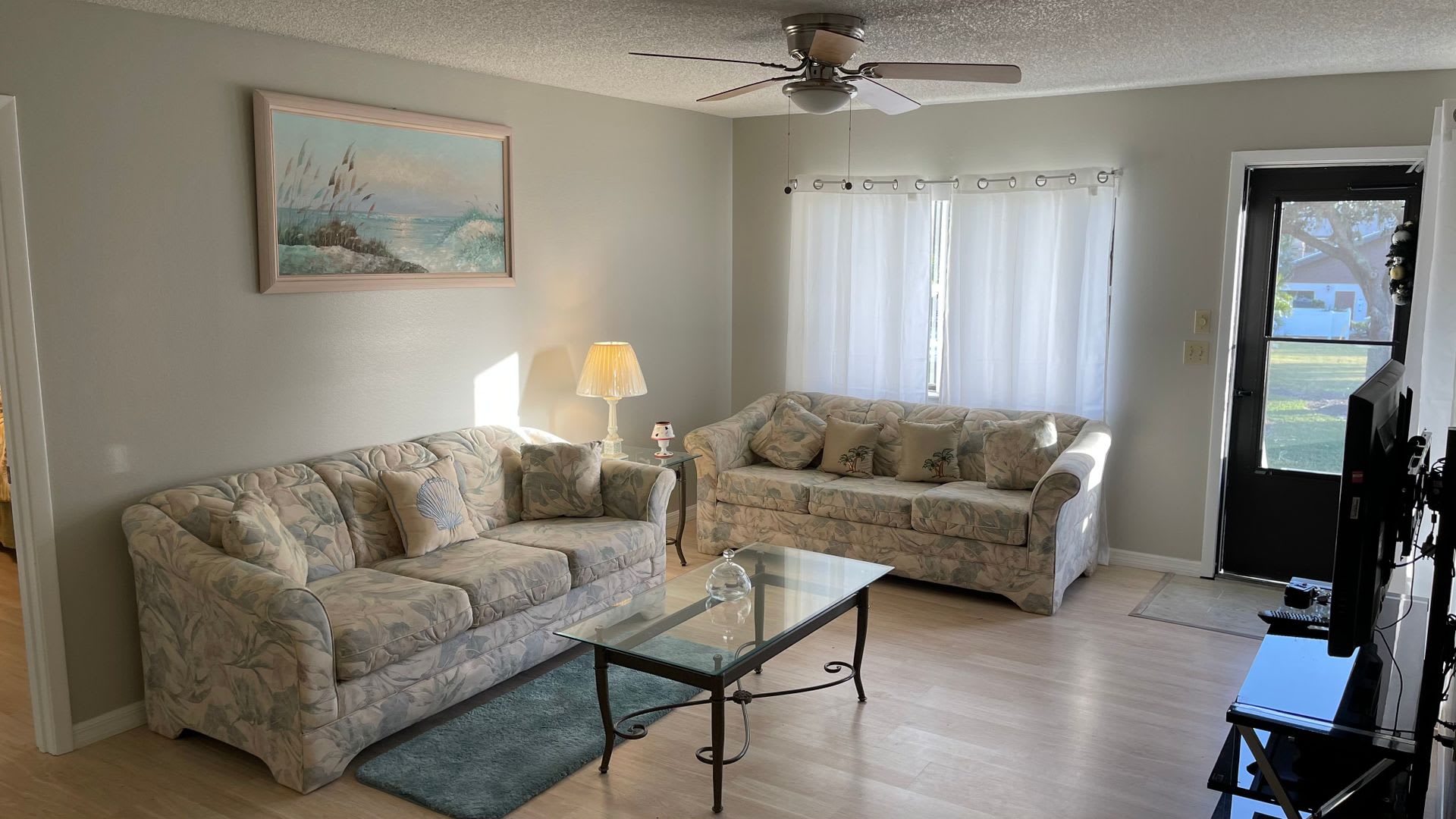 Turnkey Furnished Annual Rental – photo 5