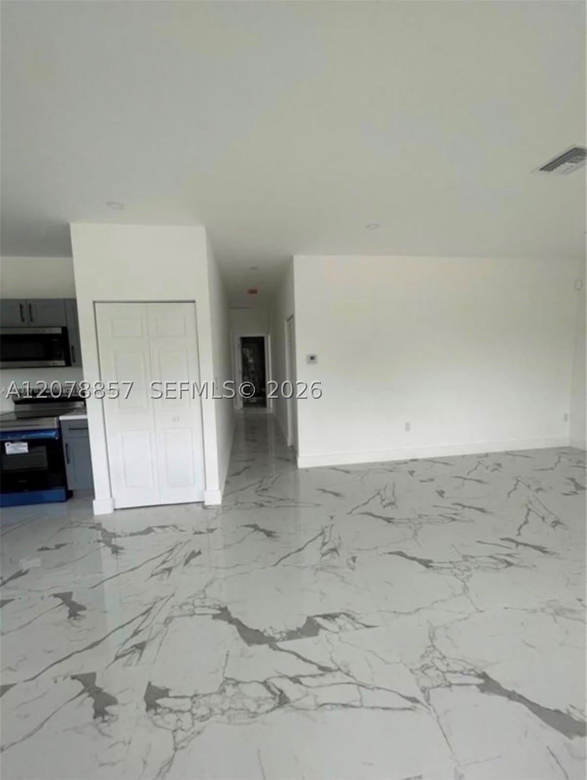 26515 SW 139th Ave – photo 3