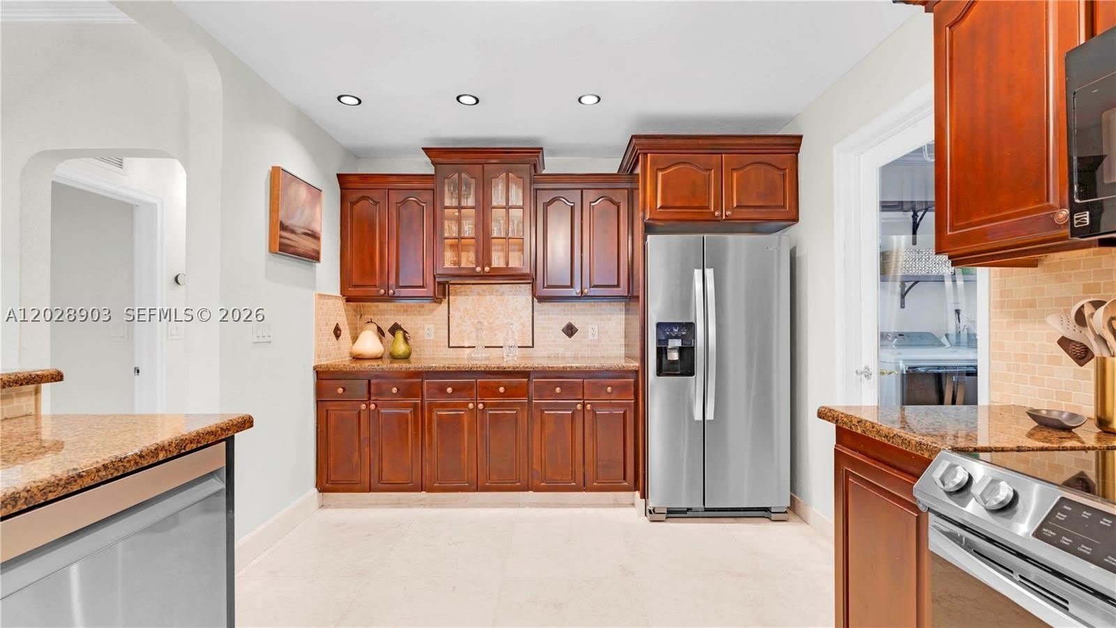 623 Ne 17Th Way – photo 4