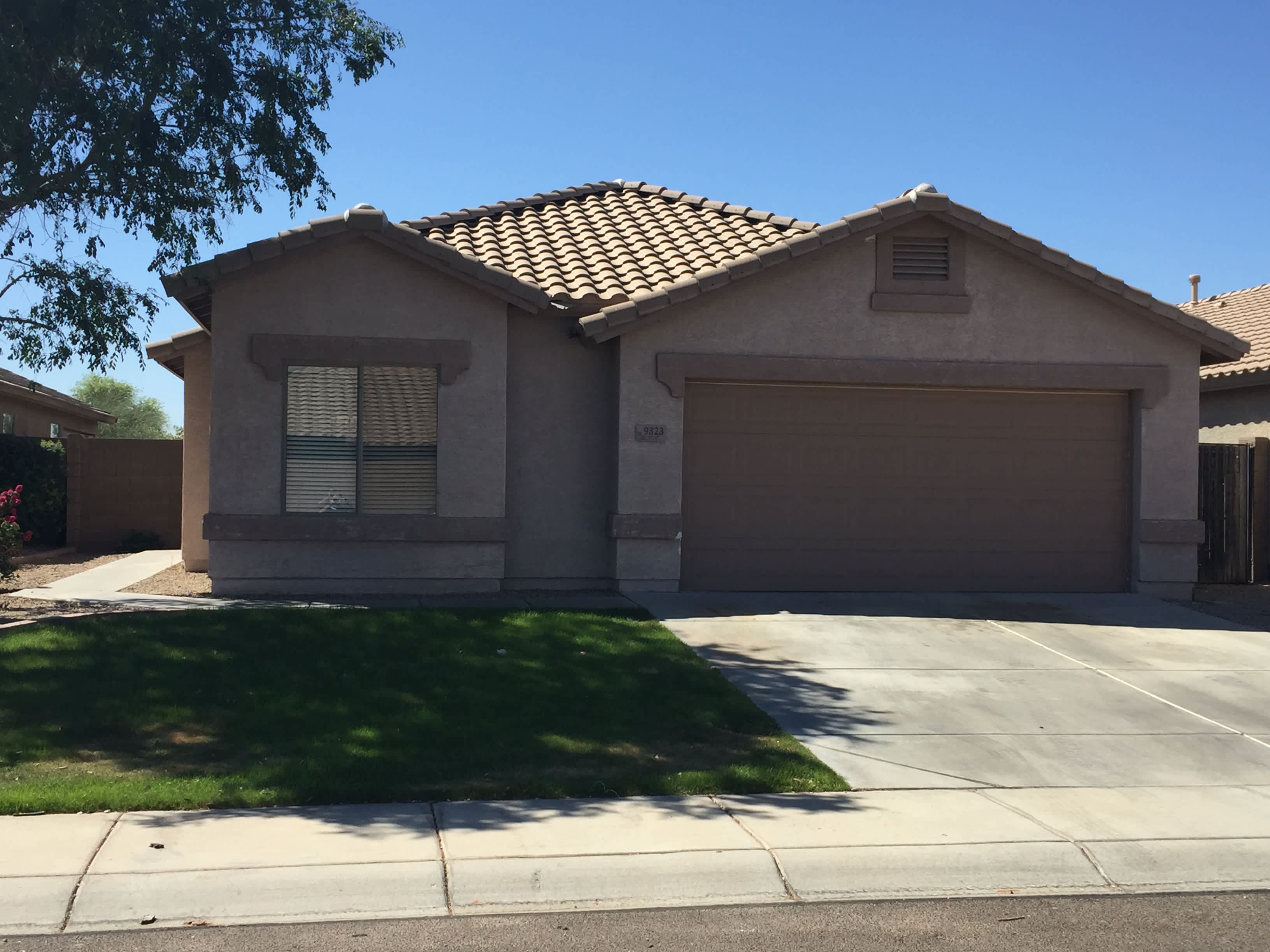 9323 W Harmony Ln – photo 1