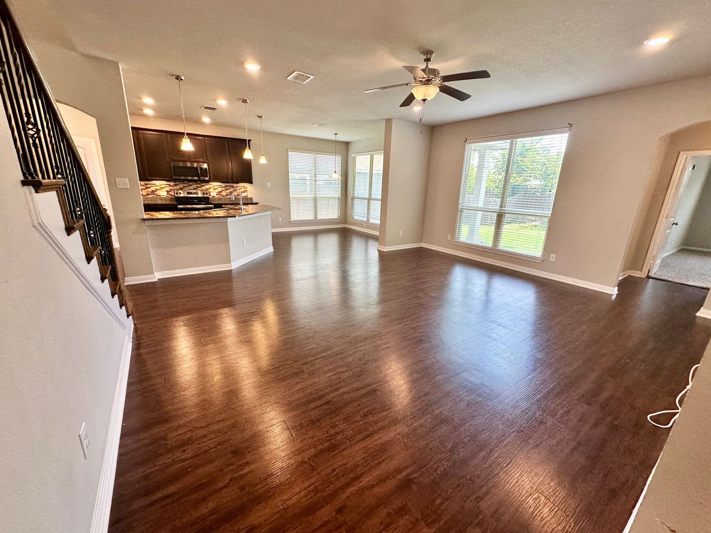 Application Received! Pet-Friendly 4-Bedroom Home with Loft, Covered Patio & Modern Finishes – photo 4