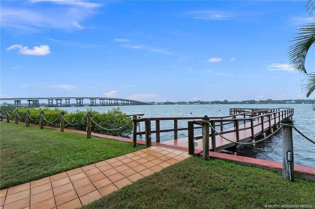 1913 SW Palm City Road – photo 4