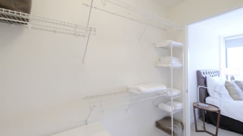 351 W Hubbard St – photo 5
