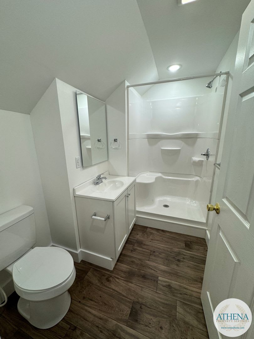 5 Bedroom / 3 Bath House – photo 1