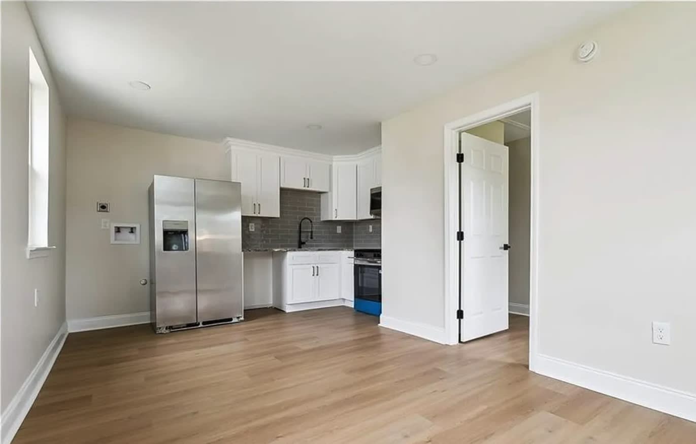 617 Transcontinental Dr – photo 2