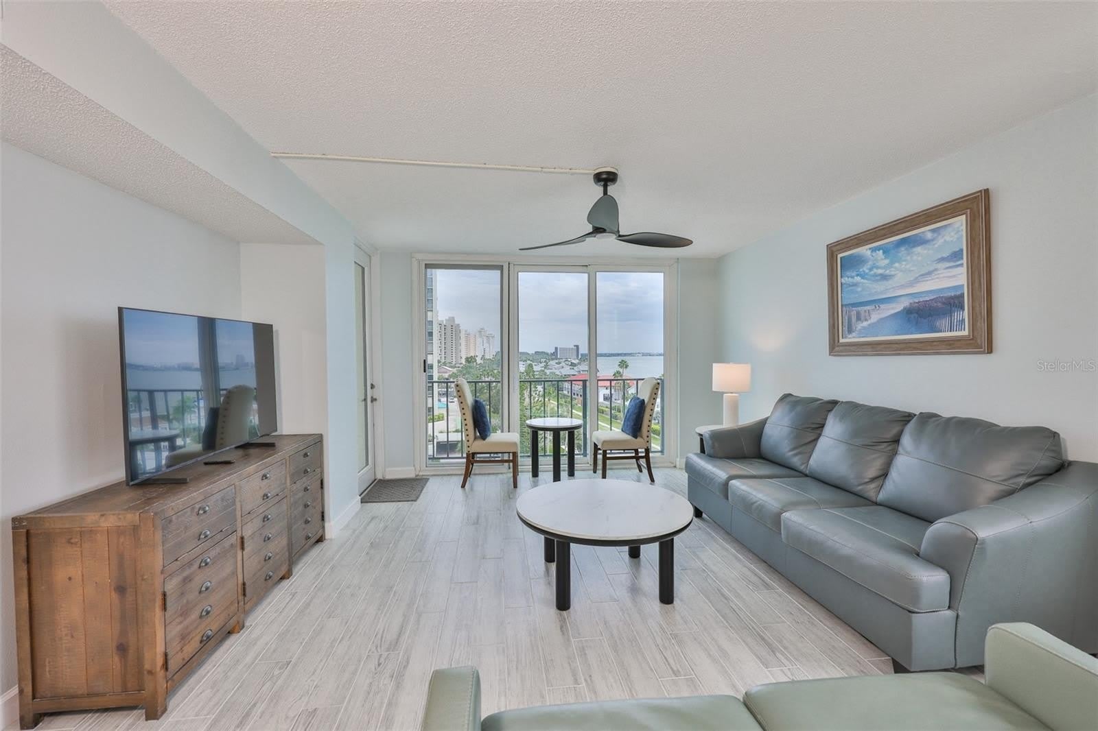 1400 GULF Boulevard – photo 2