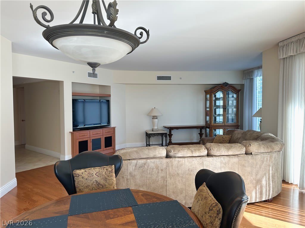 2747 Paradise Road – photo 4