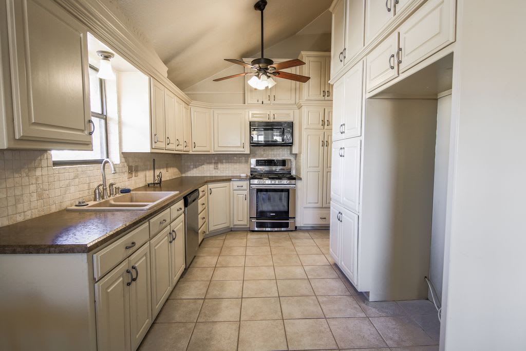 200 James Street – photo 4