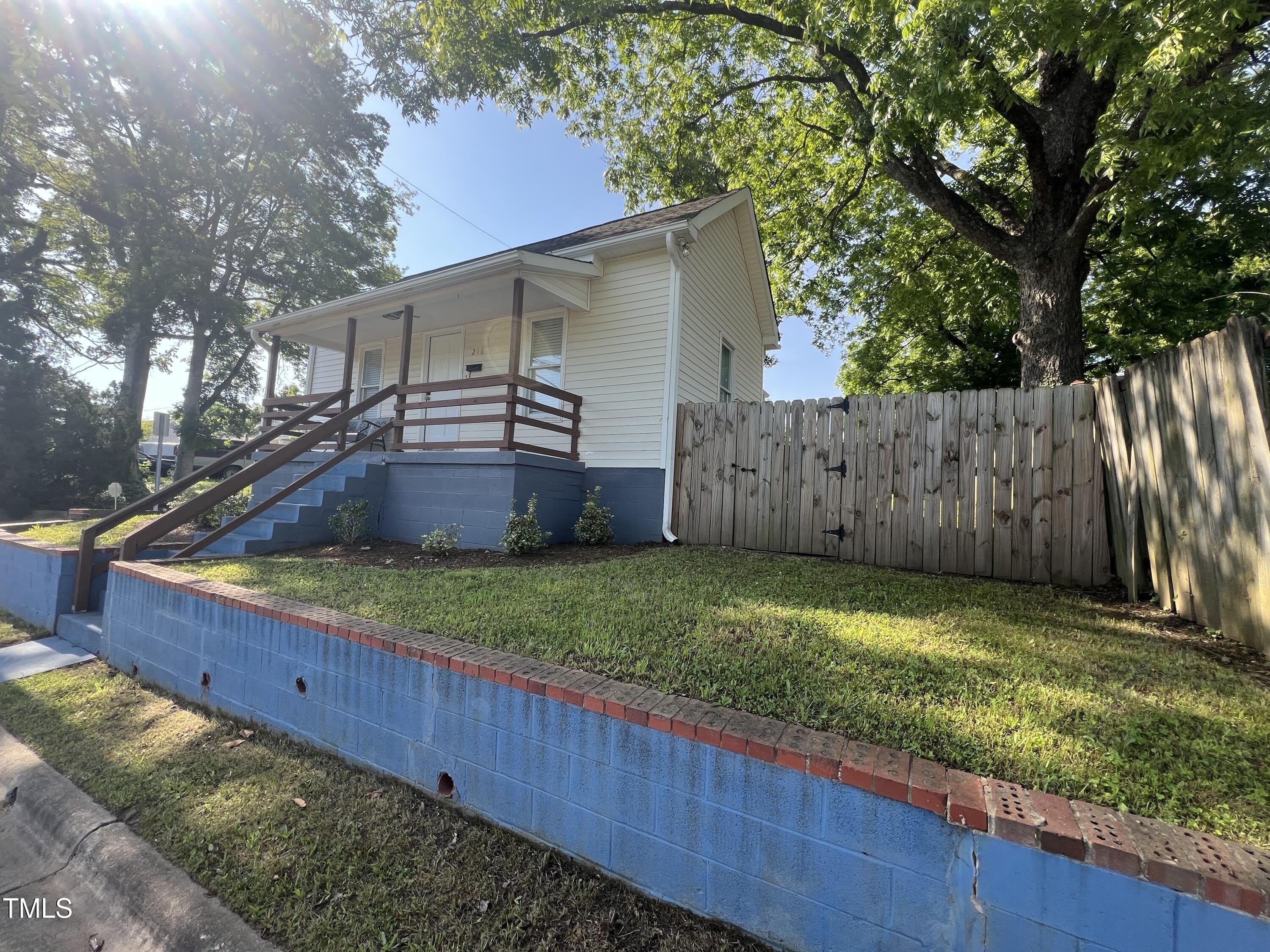 216 E Corporation Street – photo 2