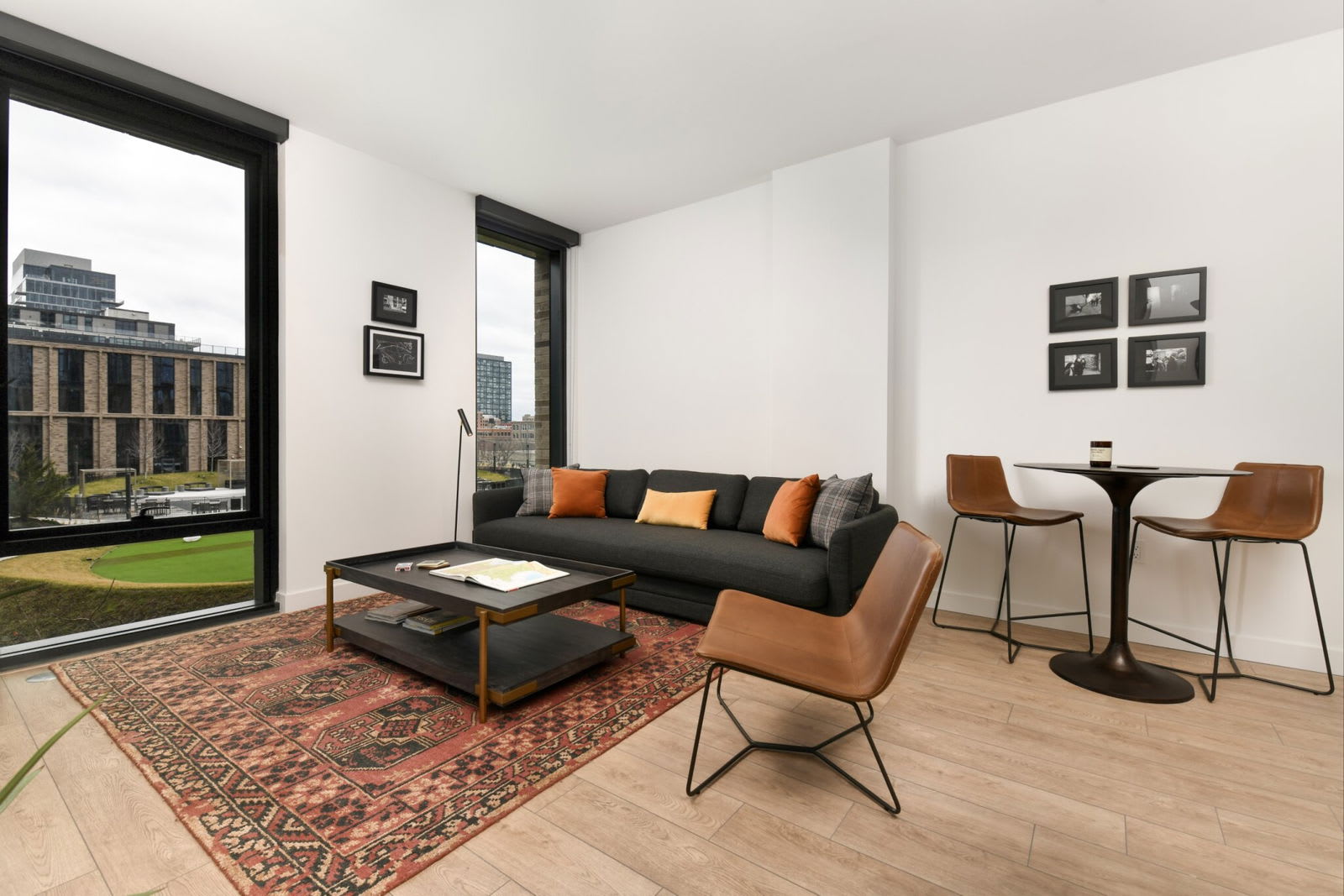 855 West Madison Street – photo 4