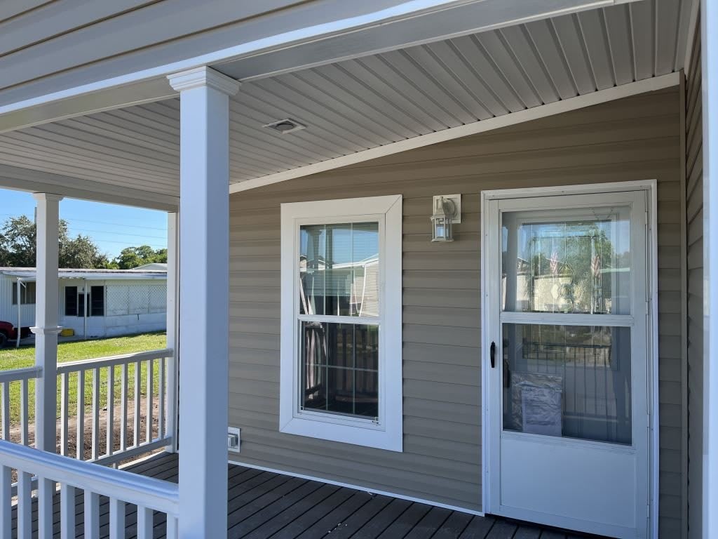 331 Peck St – photo 2