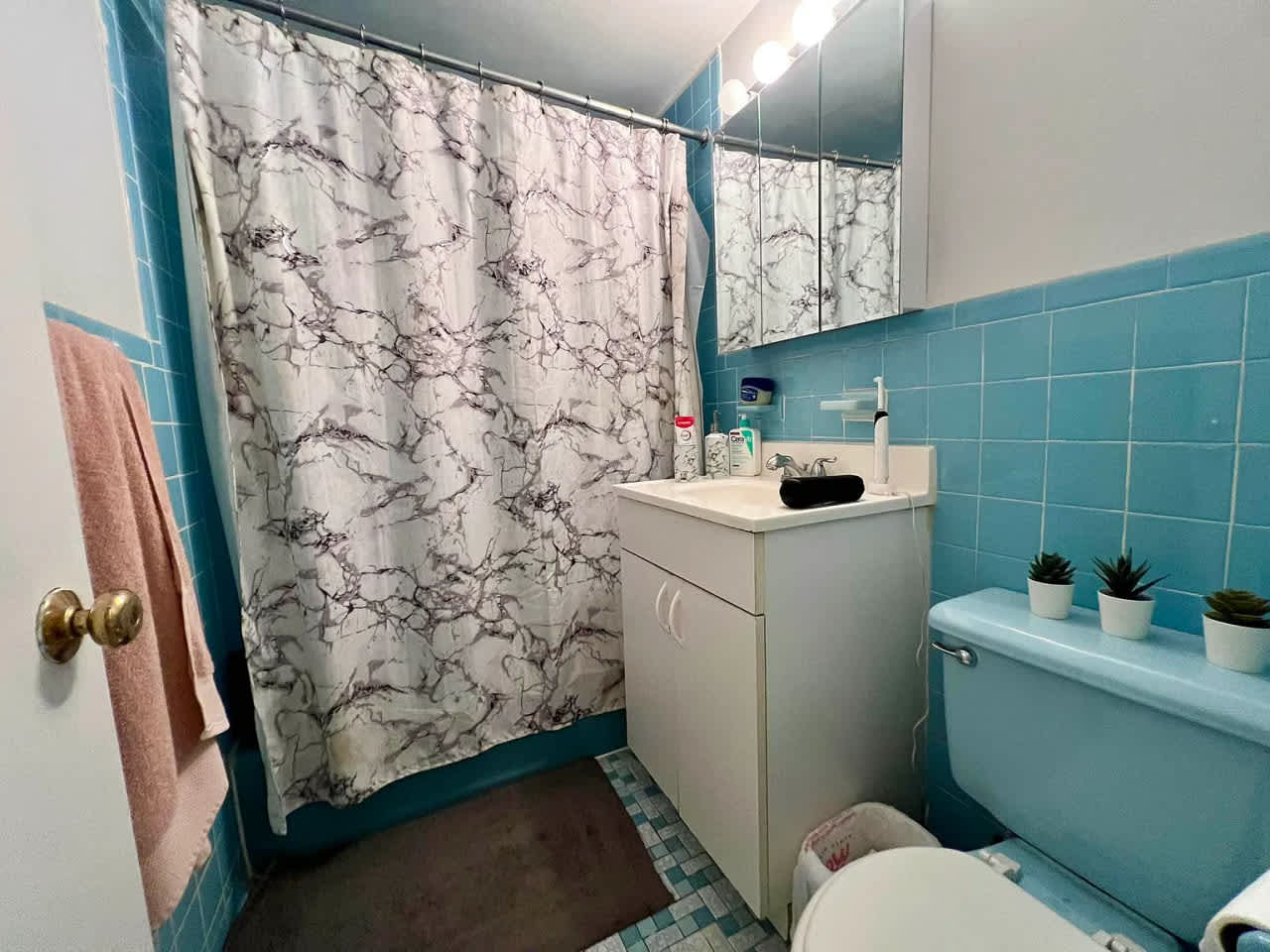 320 E 53rd St Apt 12F – photo 2