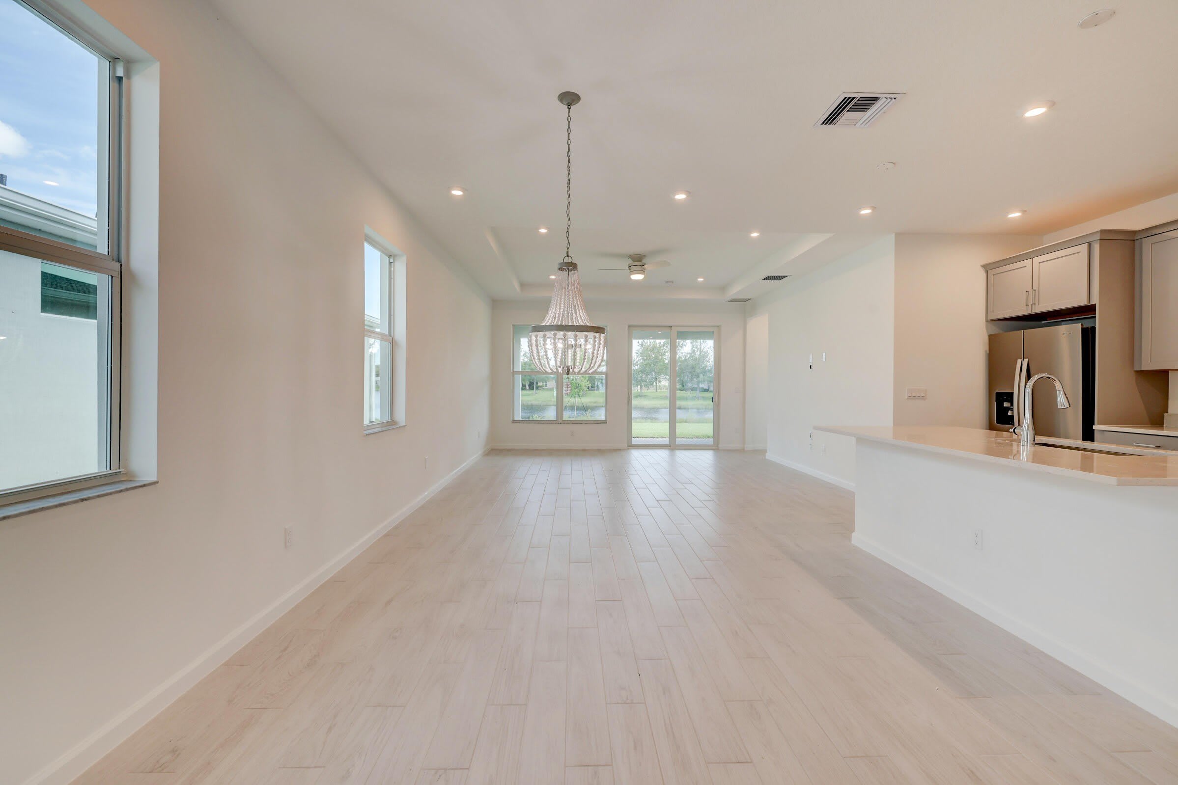 12712 SW Eleanor Drive – photo 5