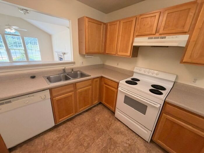 302 Ashley Lane – photo 3