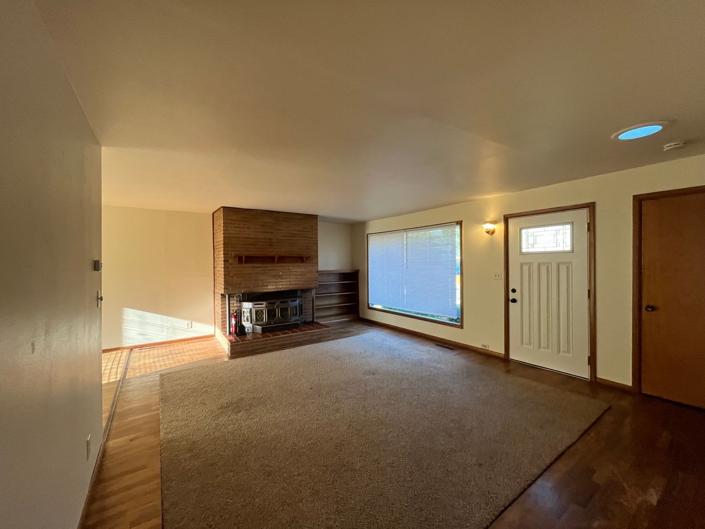 Classic Home located near Elizabeth park and in the Columbia Neighborhood – photo 5