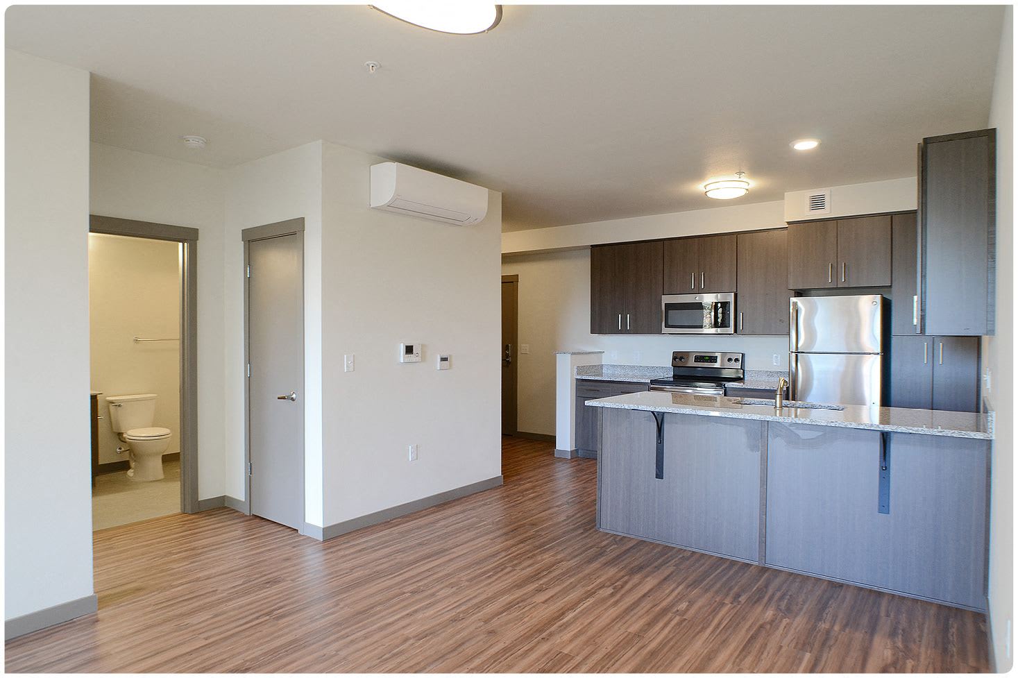 The Russell Apartments – photo 5