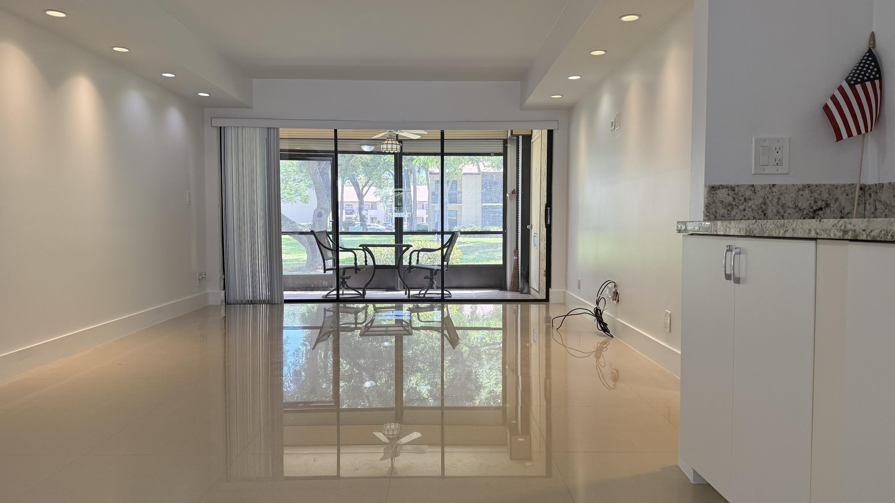2289 SW 15th Street – photo 4