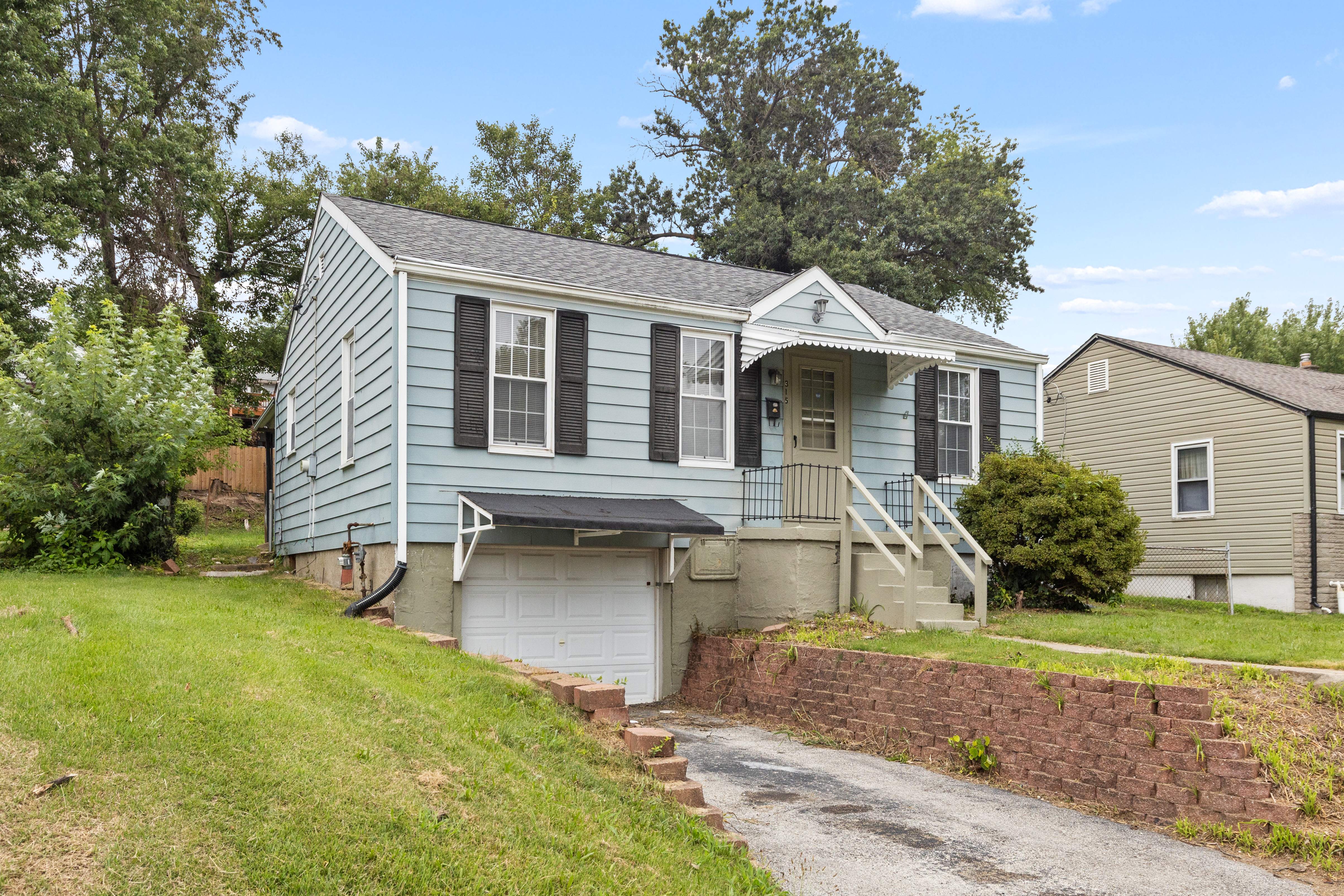 315 Averill Ave – photo 2