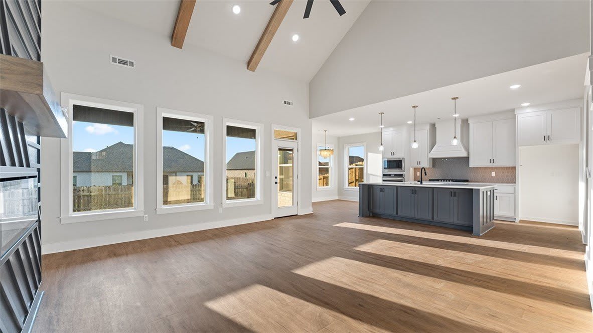 1831 Utopia Street – photo 3