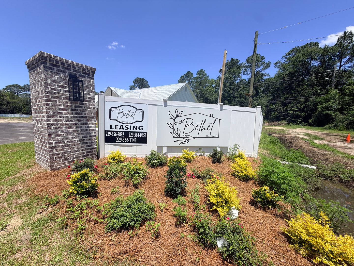 Luxury Modern Farmhouse Living – Brand New 2BR/2BA Units (HAP Accepted) – photo 4