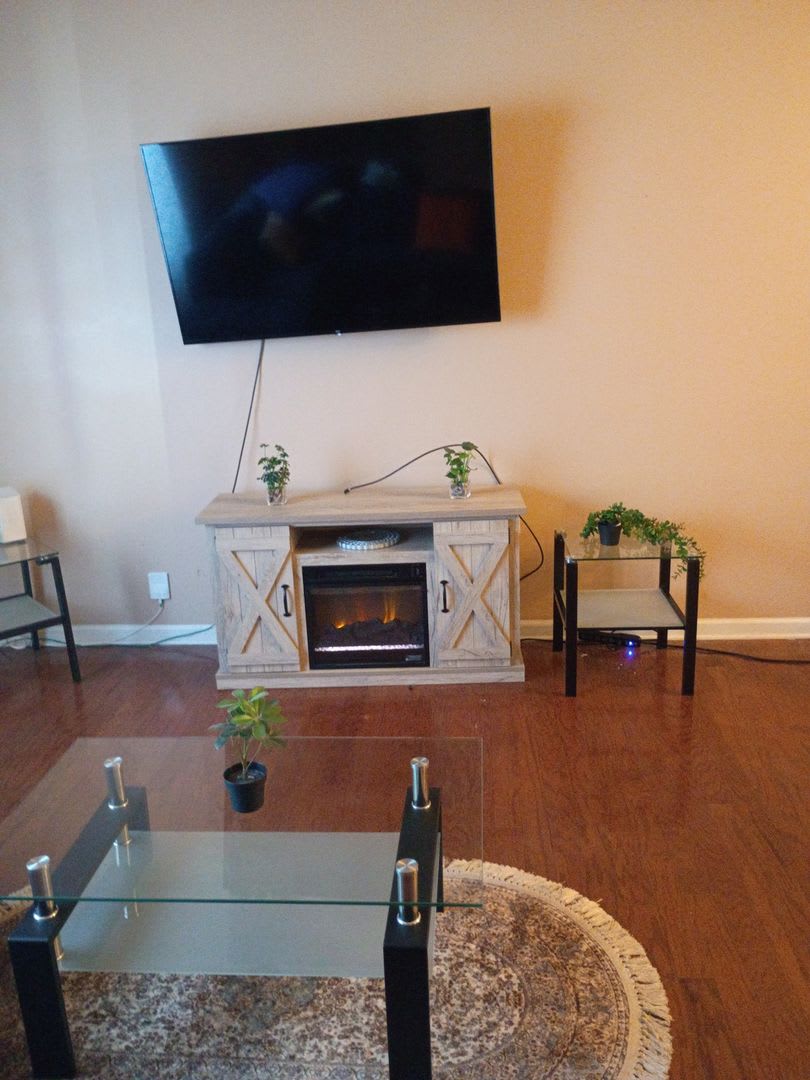 Charming 3BR House in Stone Mountain – photo 2