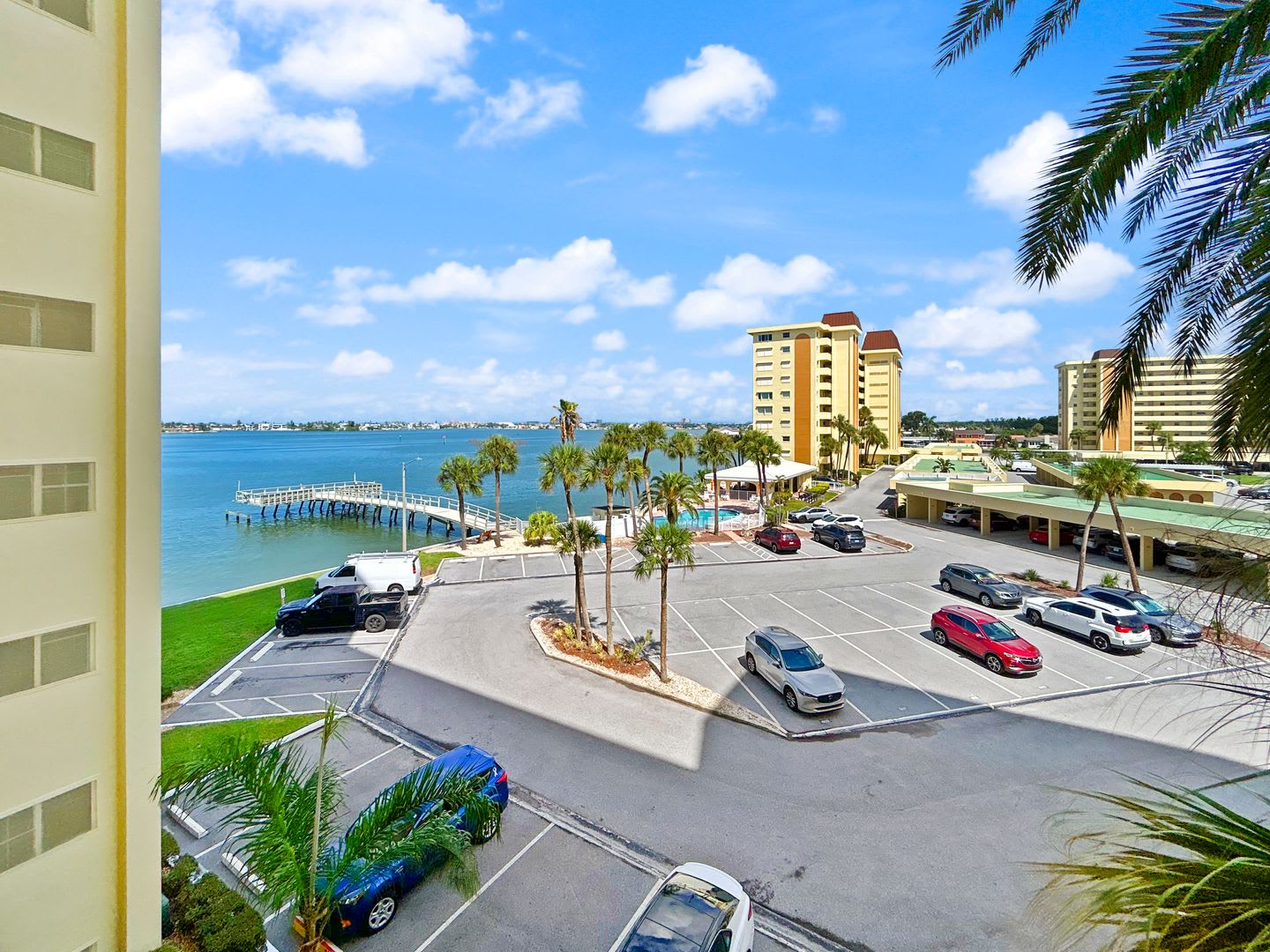 Furnished Waterfront Condo With Stunning Views 1 Bed 1 Bath Sea Towers 55 Community – photo 2