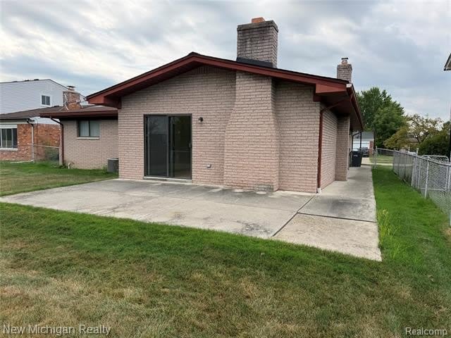 4741 Bloomfield Drive – photo 5