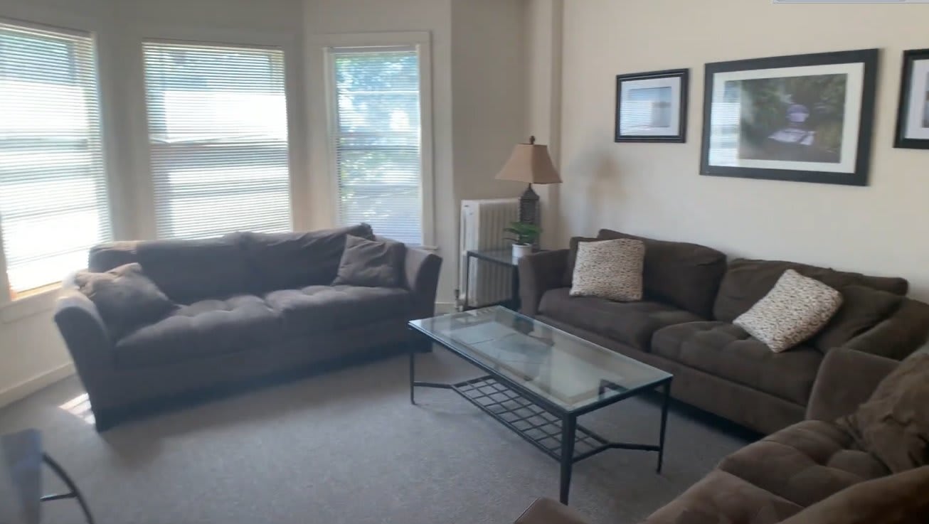 202 Williams St., 2 – photo 2