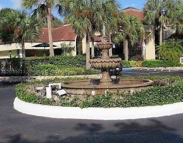 1715 Village Blvd – photo 2