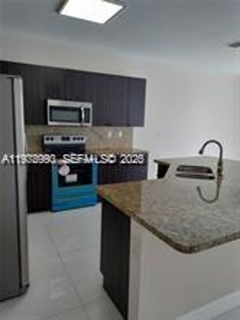8546 SW 165th Place 0, Miami, FL 33193 – photo 3