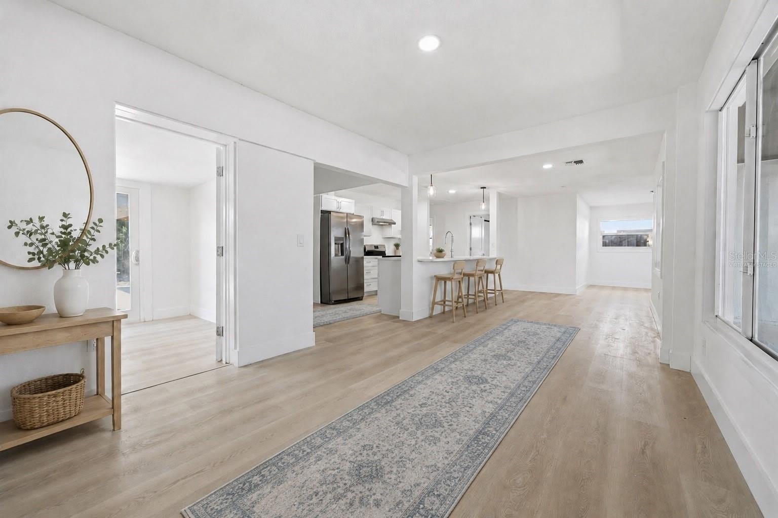 2317 GROVE Street – photo 2