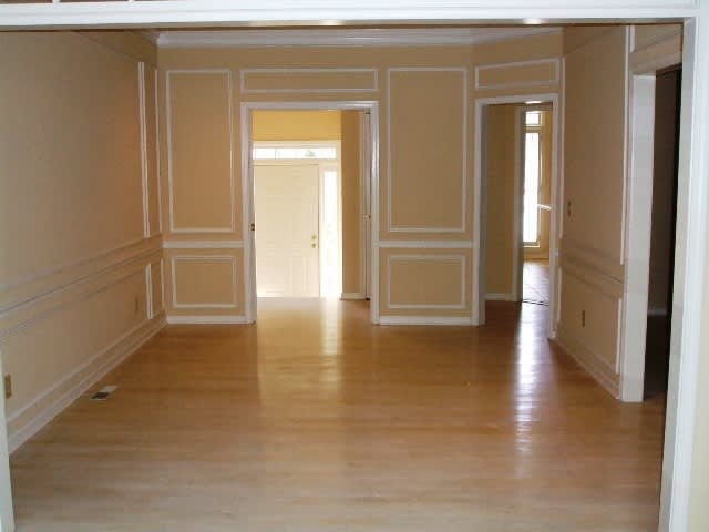 2562 Oakwood Trace SE – photo 2