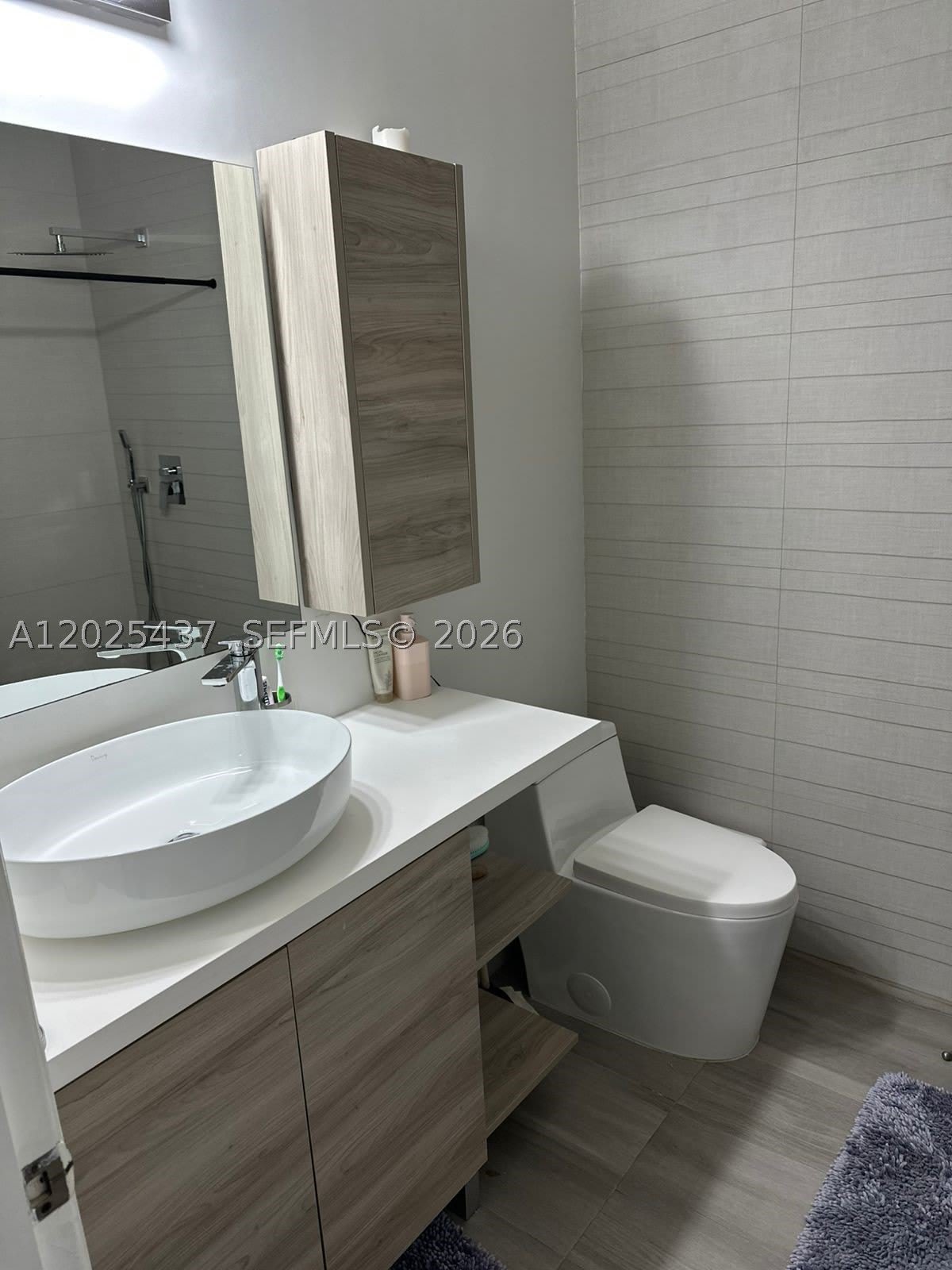 8135 NW 108th Ave – photo 4