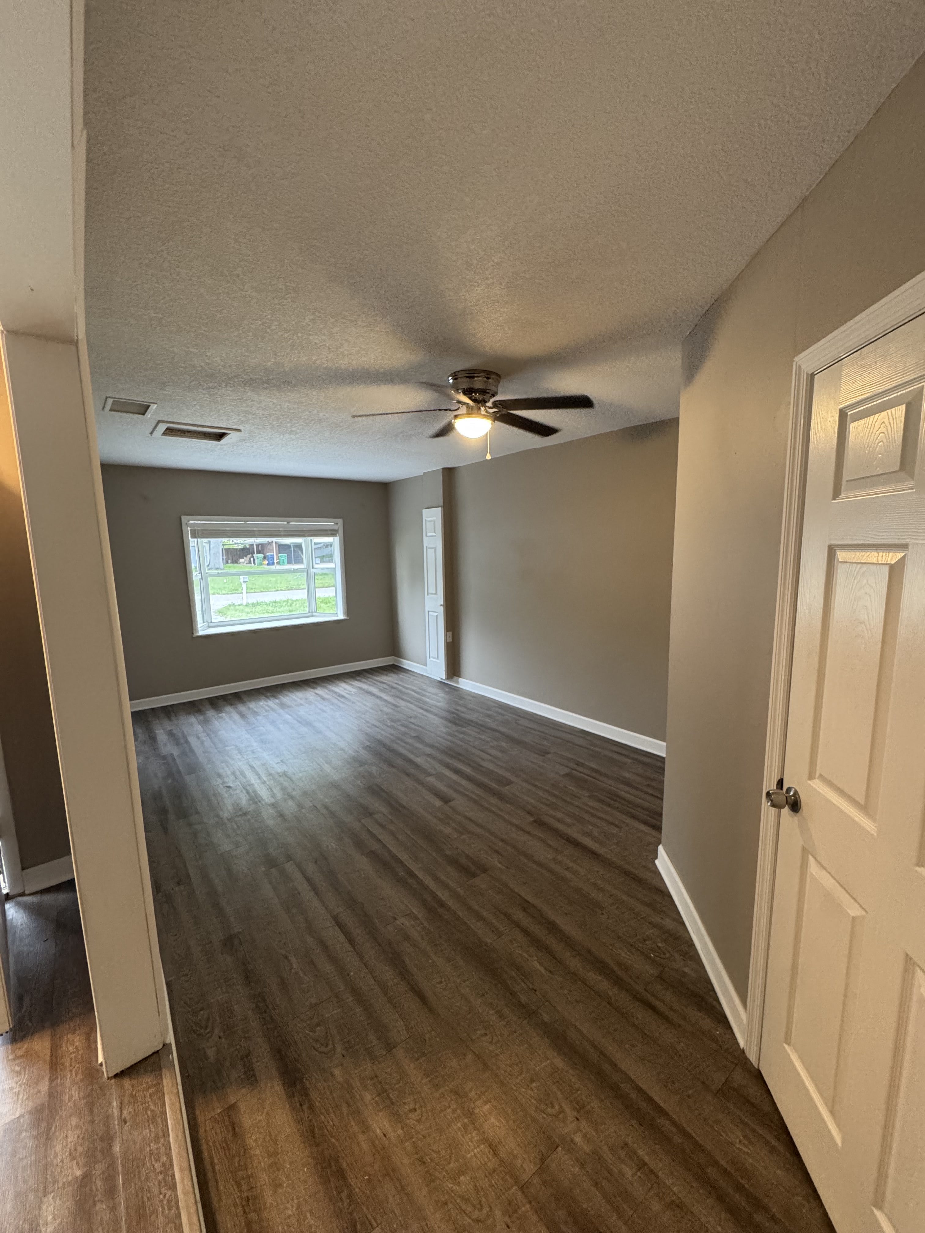 6205 South Church Avenue – photo 5