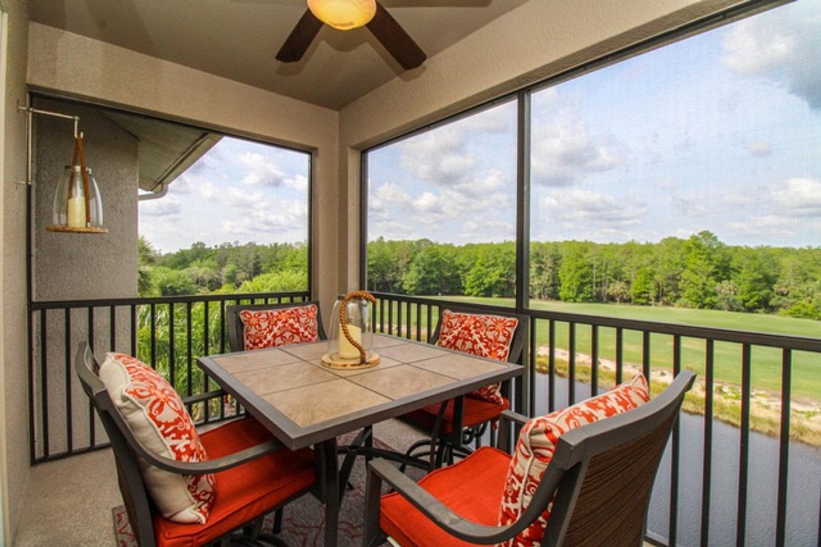 Calling All Golf Enthusiasts Stunning 2 2 Penthouse Unit At Heritage Bay Golf Country Club Bring Your Golf Clubs Golf Transfer – photo 3