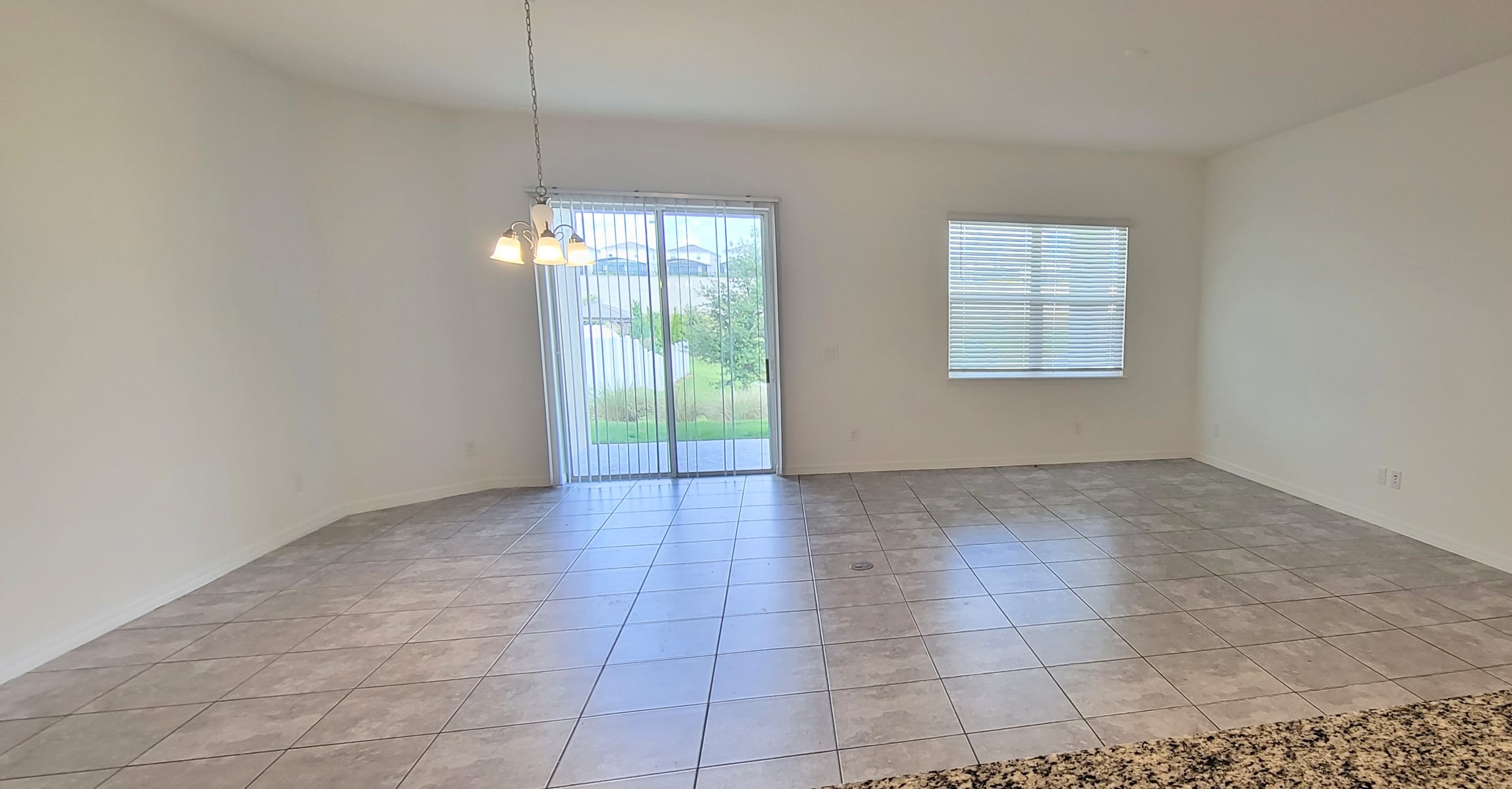 9185 Carmela Ave #208 – photo 4