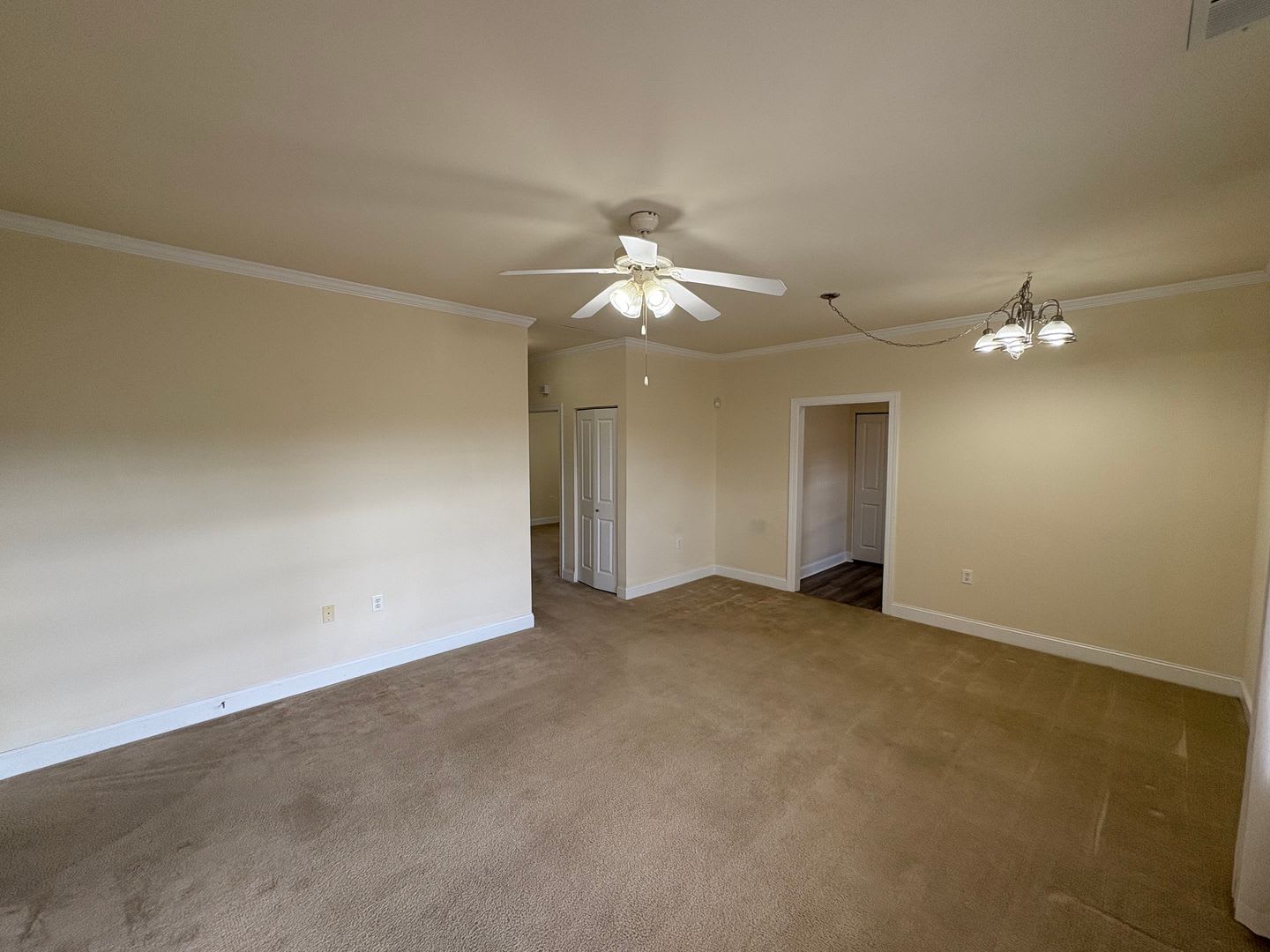 For Rent – photo 3