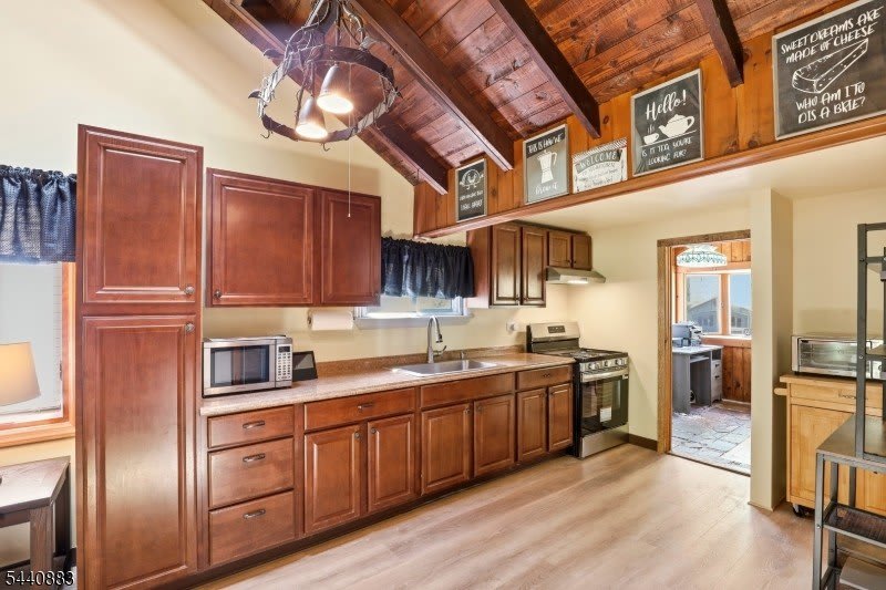 5 Sanoset Rd – photo 3