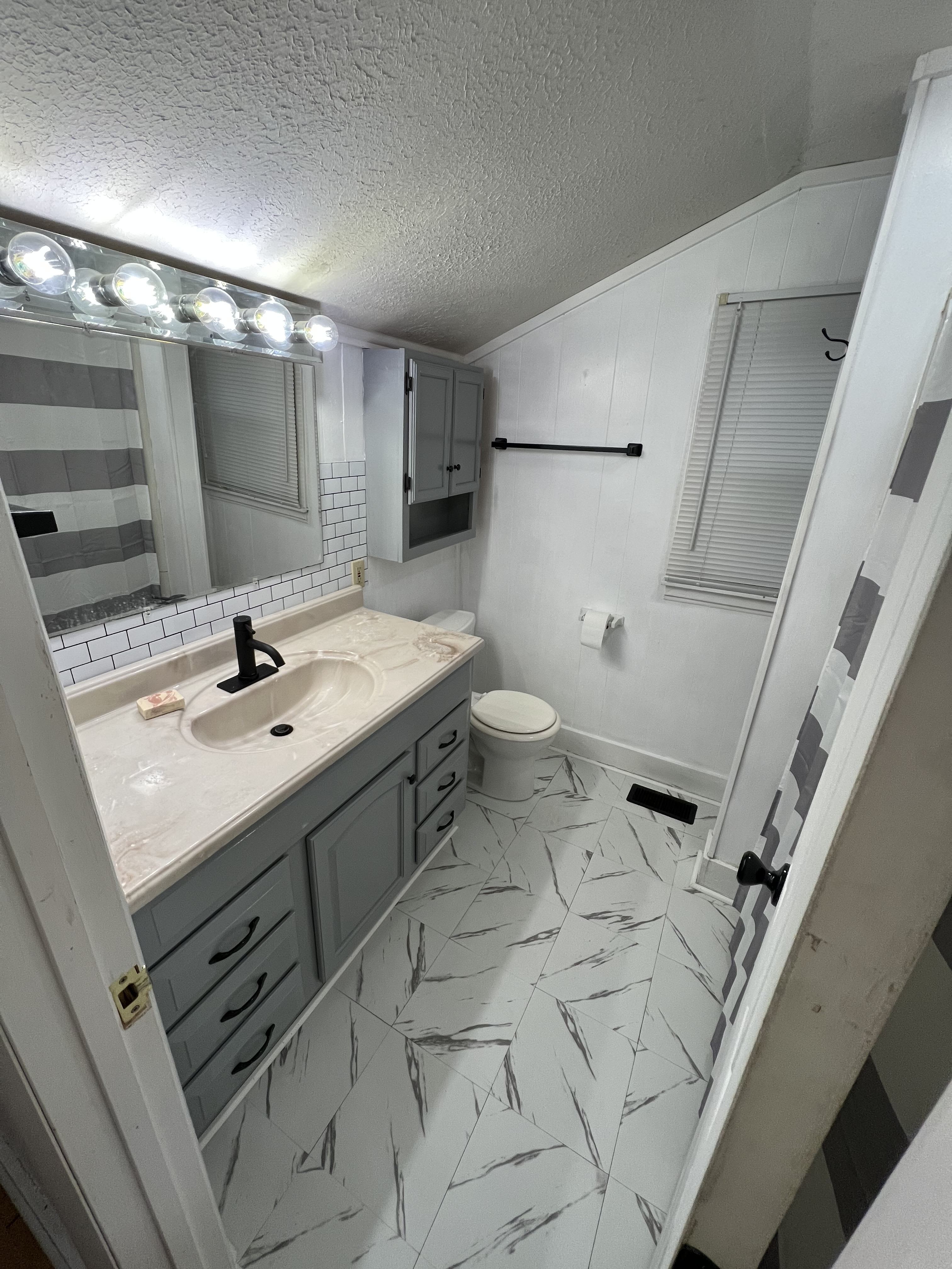 2325 Madison Avenue – photo 4