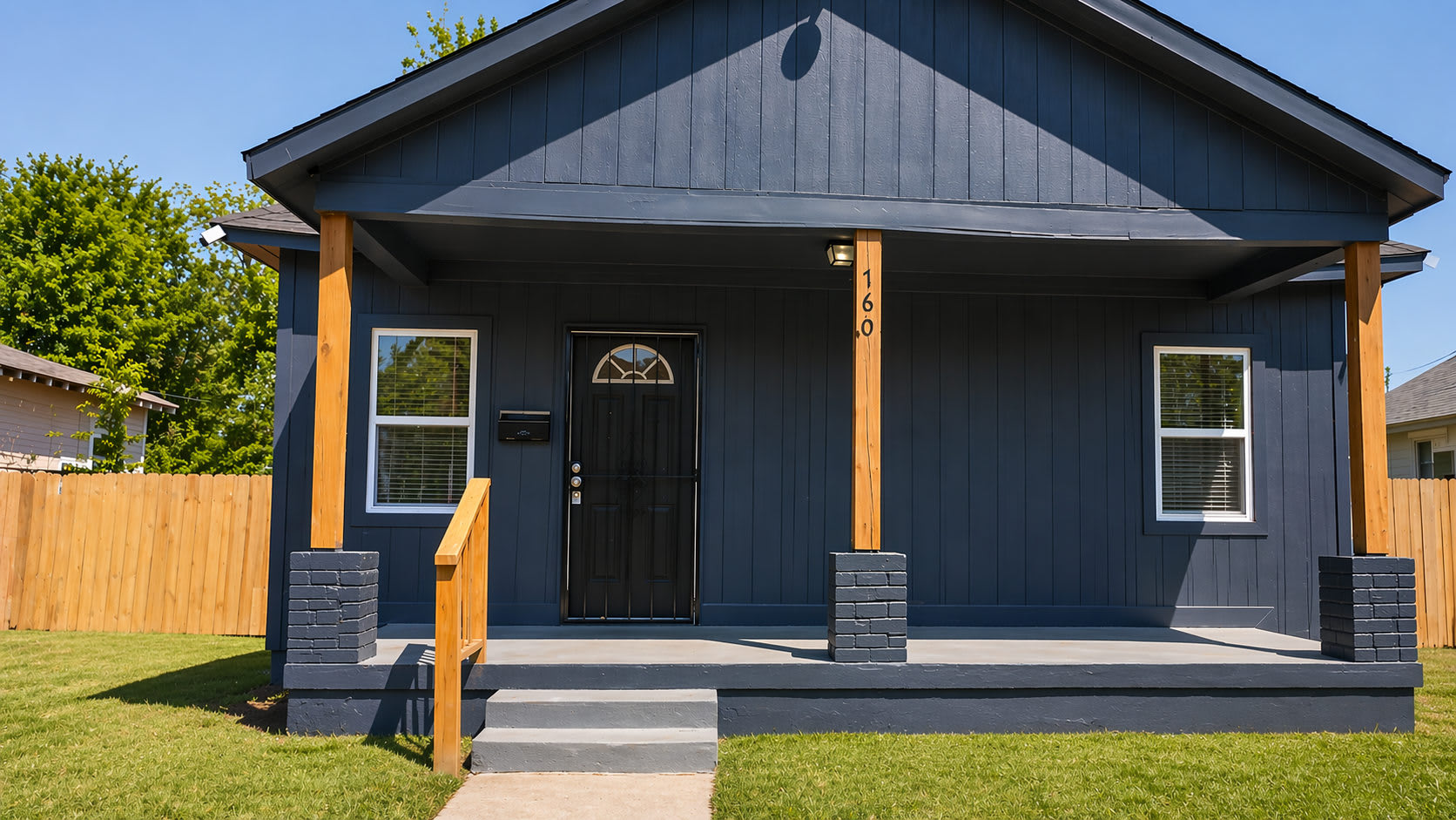 760 Hanley Street – photo 1