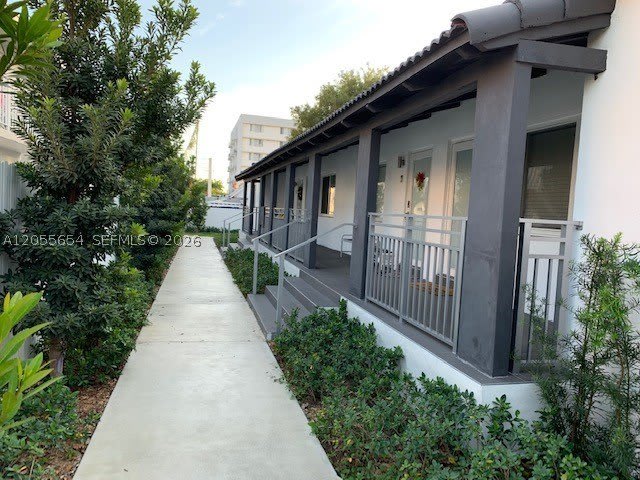 1650 SW 3rd St – photo 1
