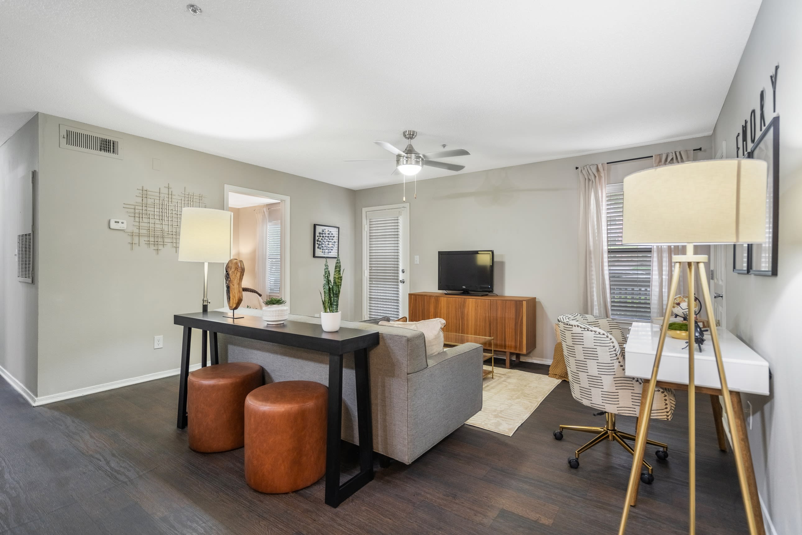 Clairmont Reserve Apartment Homes – photo 4