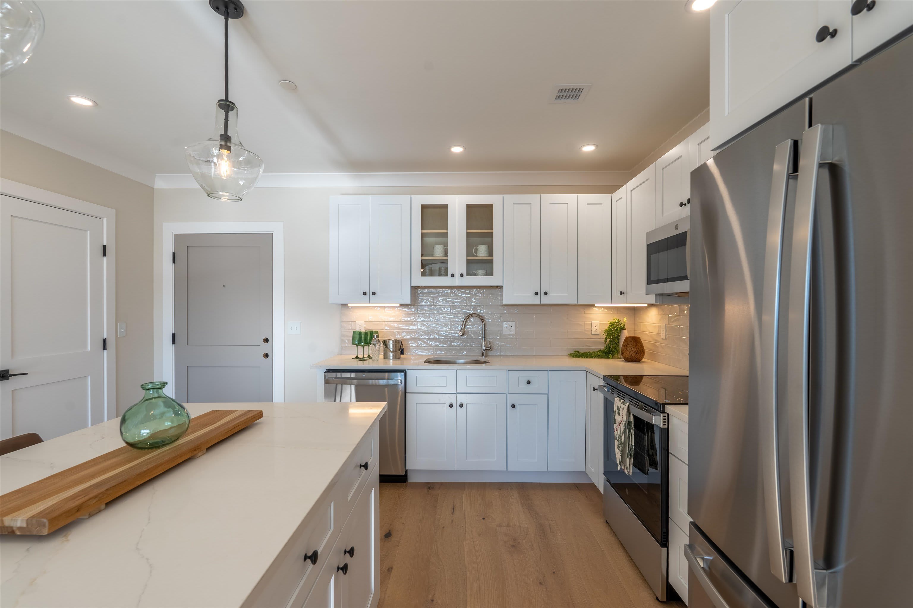 815 Lafayette Road – photo 4