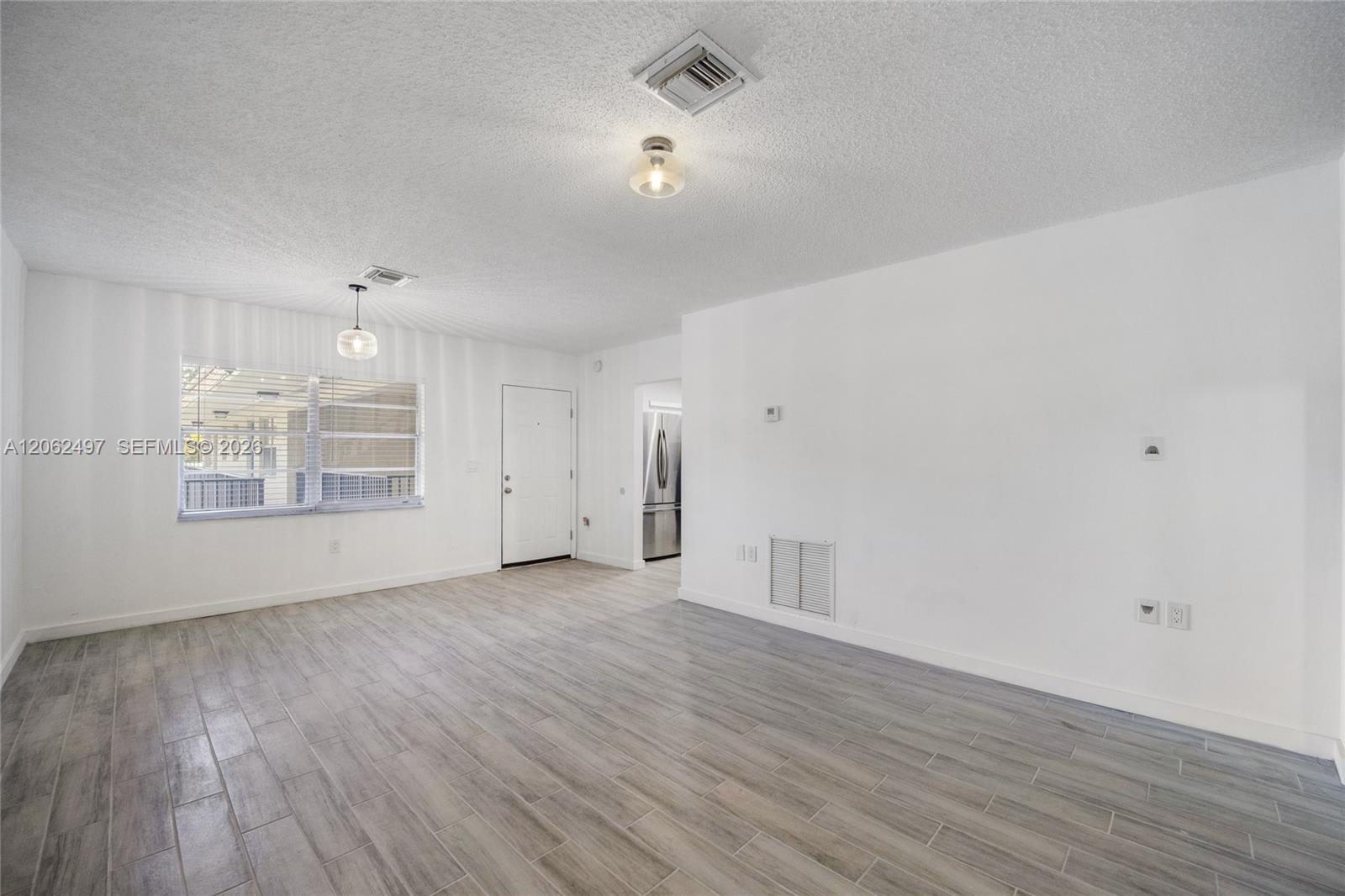 15391 South Dixie Highway – photo 2