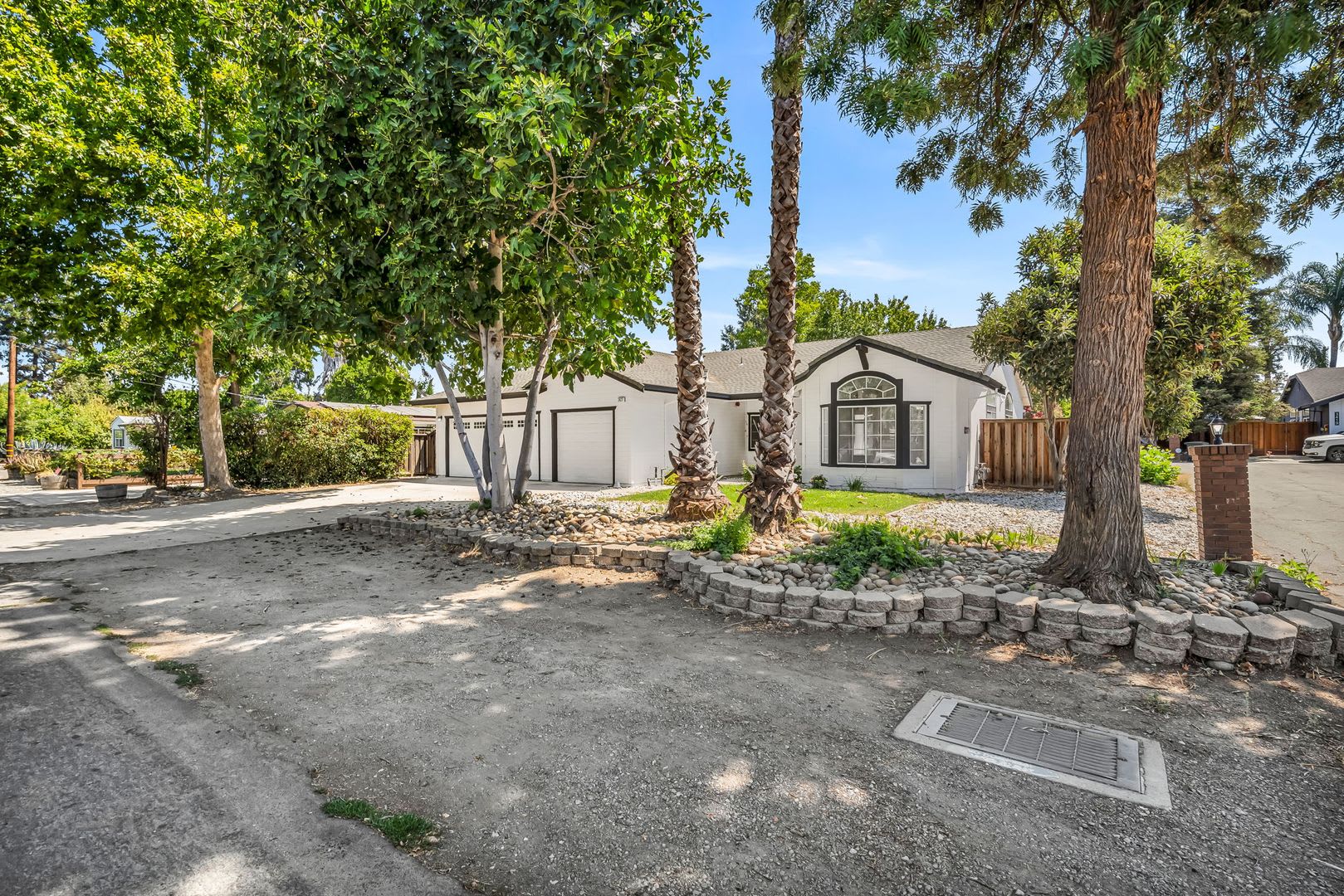 SINGLE STORY 3 BED/2 BATH IN CONCORD! – photo 2